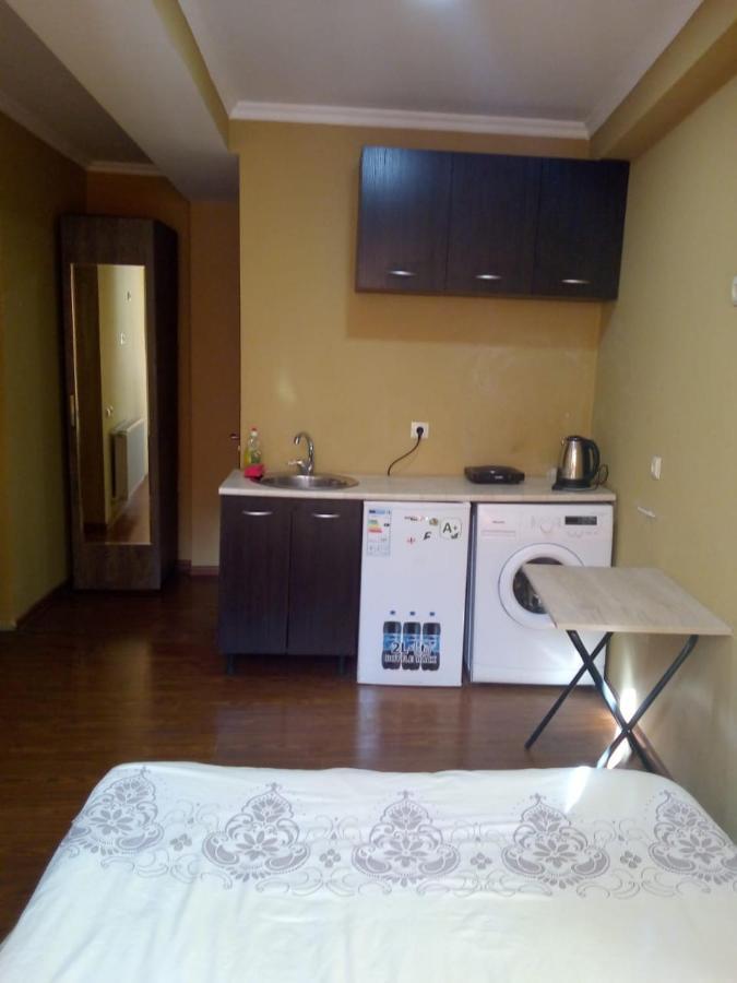 Vake-House Hotell Tbilisi Eksteriør bilde