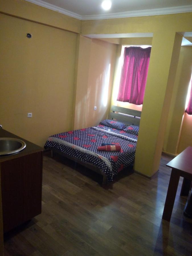 Vake-House Hotell Tbilisi Eksteriør bilde