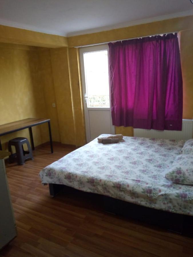 Vake-House Hotell Tbilisi Eksteriør bilde