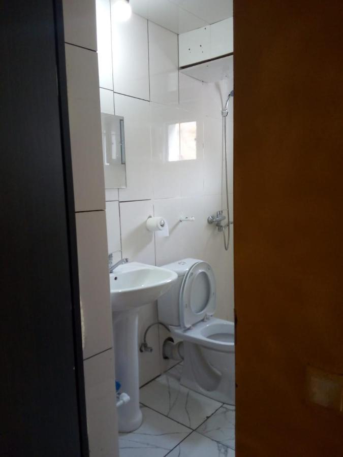 Vake-House Hotell Tbilisi Eksteriør bilde