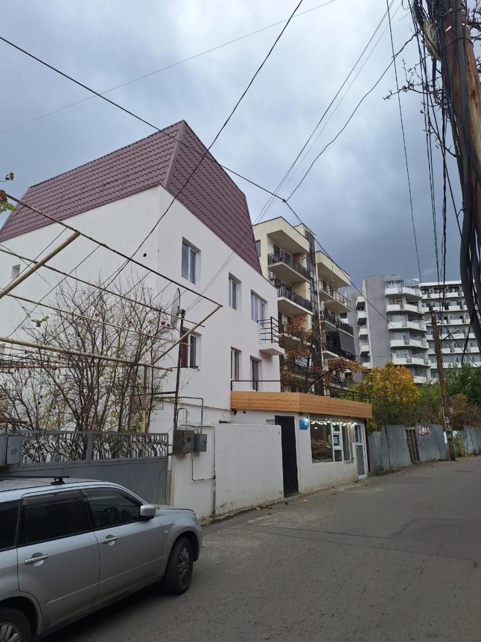 Vake-House Hotell Tbilisi Eksteriør bilde